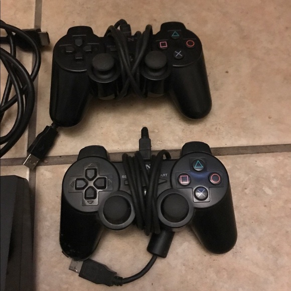 PlayStation 3 - Picture 3 of 5